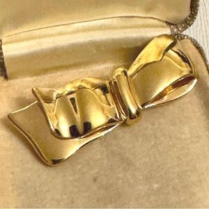 Monet Gold Ribbon Bow Brooch